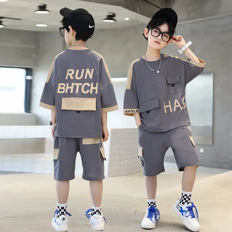 Boys Summer Outfits Short Sleeve T-Shirt & Shorts Sets Playwear Clothes 2 Piece 4-16Y Teenage Kids Fashion Patchwork Streewear
Boys Summer Outfits Short Sleeve T-Shirt & Shorts Sets Playwear Clothes 2 Piece 4-16Y Teenage Kids Fashion Patchwork Streewear