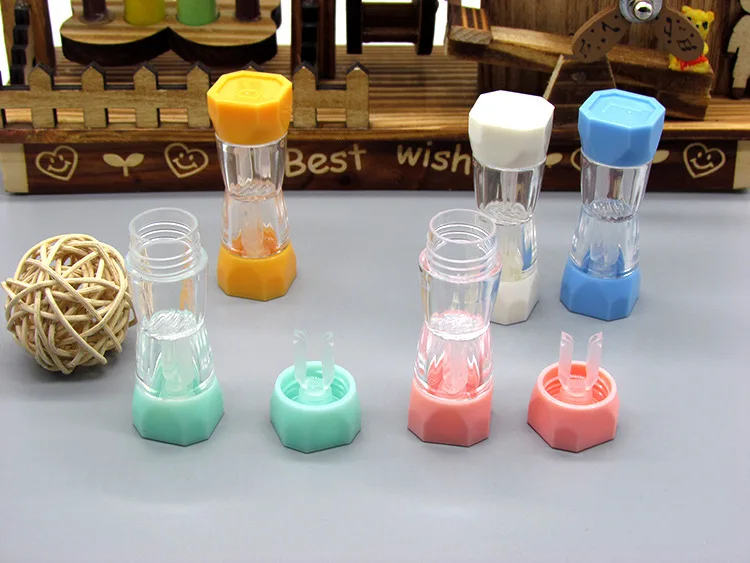 1Pc Mini Colored Contact Lenses Case Contact Lens Case For Eyes Contacts Travel Kit Holder Lens Container Hot Sale Candy Color 
1Pc Mini Colored Contact Lenses Case Contact Lens Case For Eyes Contacts Travel Kit Holder Lens Container Hot Sale Candy Color