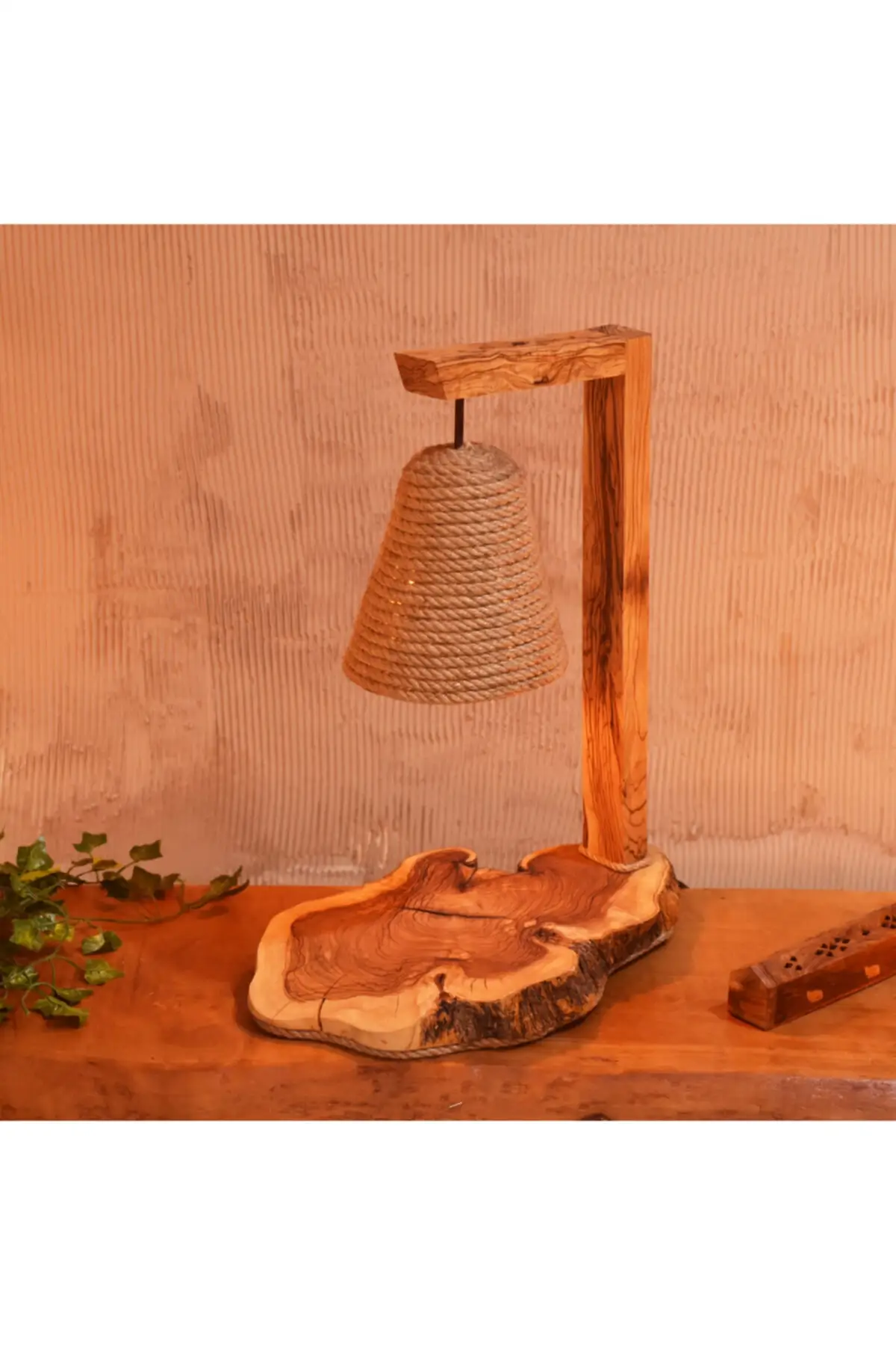 Decorative Natural Wood Log Table Lamp Handmade Rope Wrought Iron Design Lampshade Indoor Lighting Home Decoration Night Light 
Decorative Natural Wood Log Table Lamp Handmade Rope Wrought Iron Design Lampshade Indoor Lighting Home Decoration Night Light