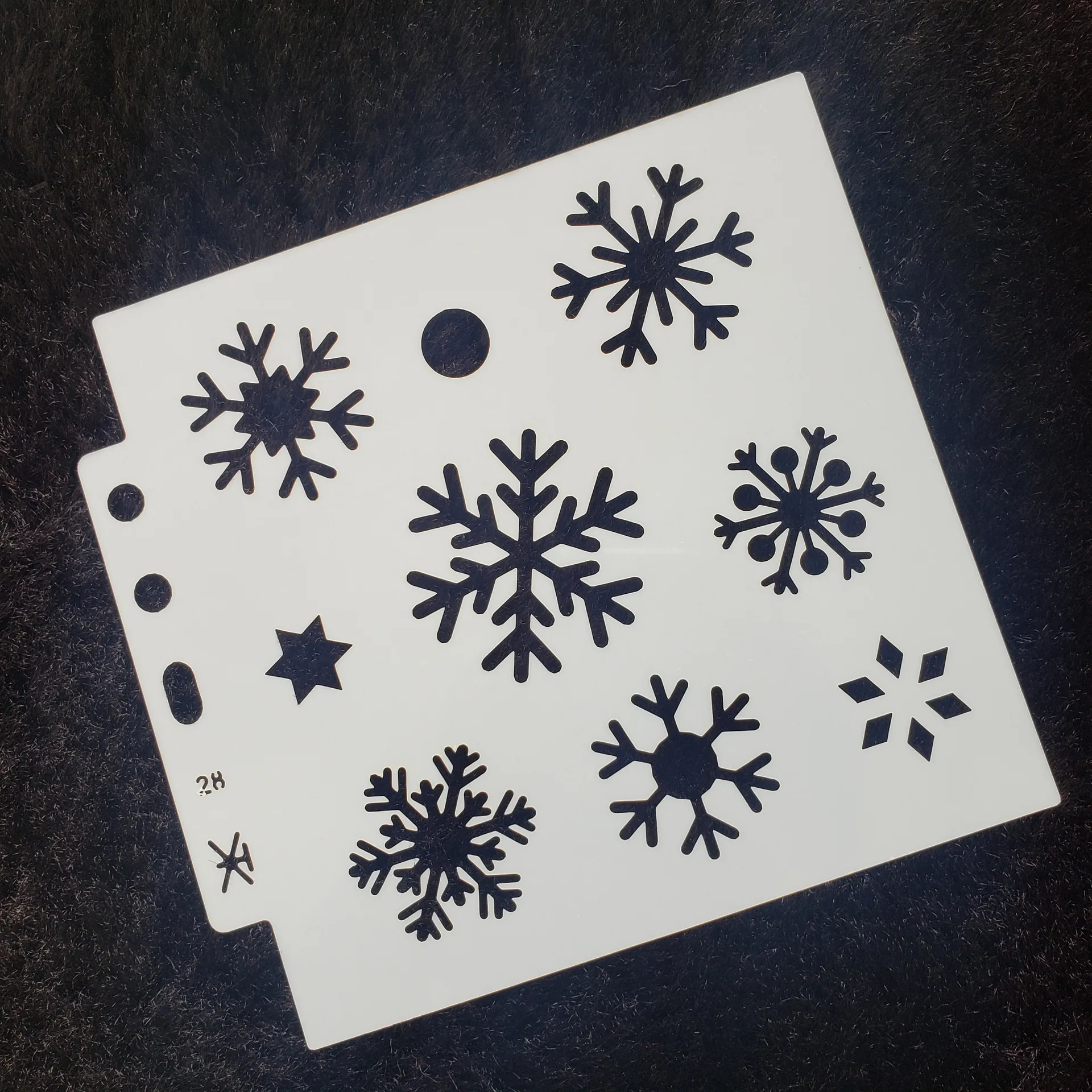 13*13 Snowflake Layering Stencils for Diy scrapbook/photo album Decorative Embossing spray painting tool graffiti decor
13*13 Snowflake Layering Stencils for Diy scrapbook/photo album Decorative Embossing spray painting tool graffiti decor