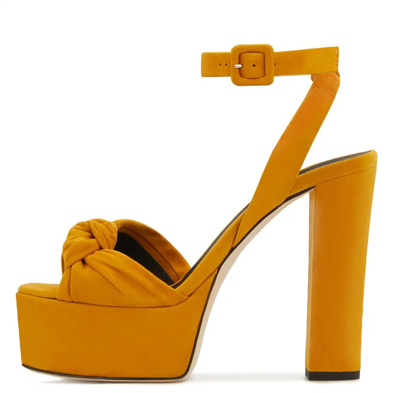 European and American women's foreign trade large waterproof platform thick high heel knotted ankle buckle party sandals
European and American women's foreign trade large waterproof platform thick high heel knotted ankle buckle party sandals