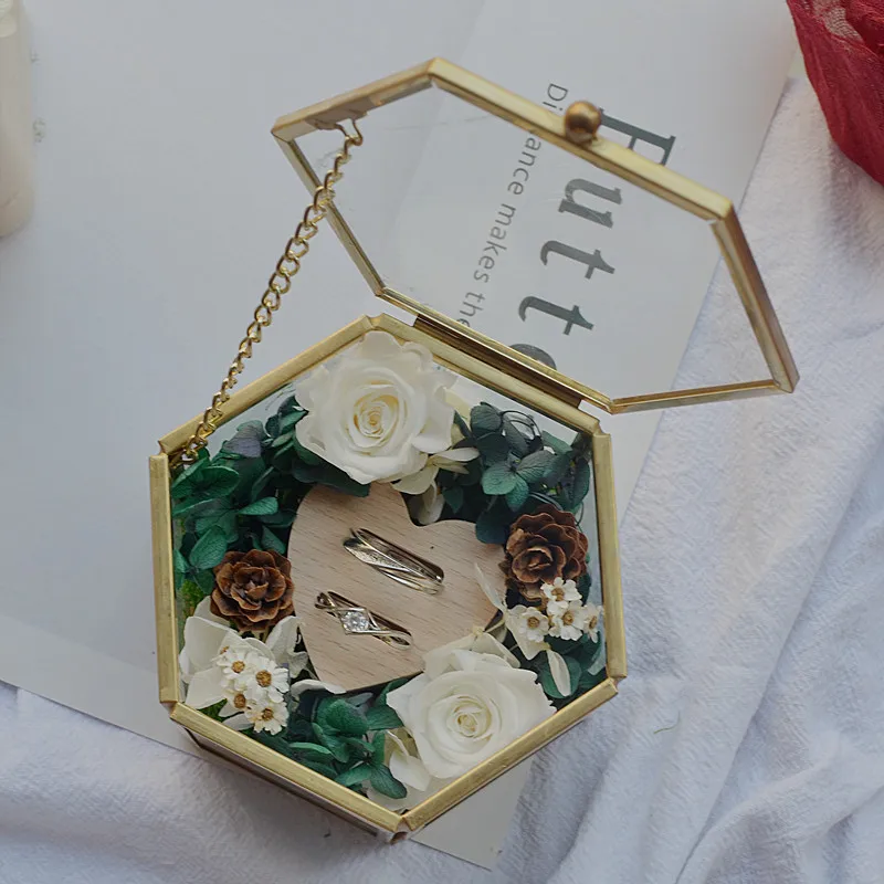 Gold Wedding Ring Pillow Box Jewelry Storage Box Organizer for Girl Luxury Preserved Fresh Flower Wedding Couple Rings Gift Idea
Gold Wedding Ring Pillow Box Jewelry Storage Box Organizer for Girl Luxury Preserved Fresh Flower Wedding Couple Rings Gift Idea