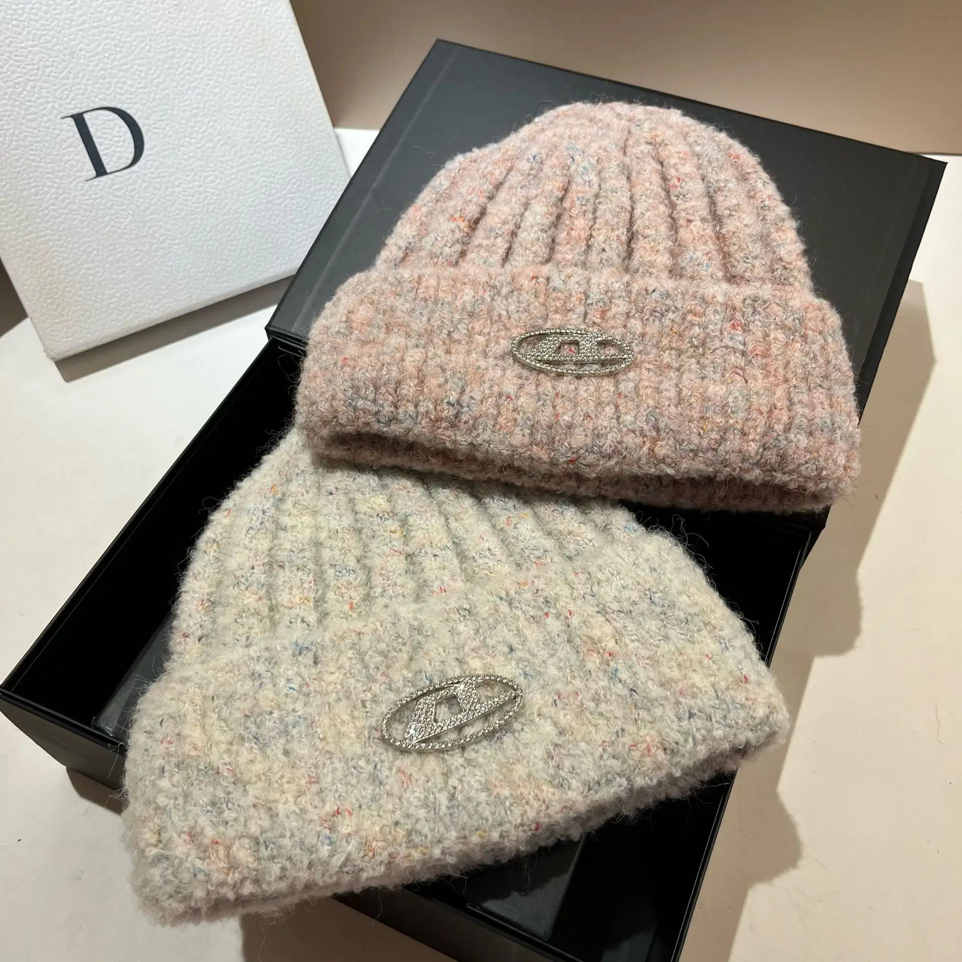 

Luxury brand Spicy Fragrant Wind Mixed Color Wool Blended Knitted Hat Cold Winter Warmth Thickened Wool Hat Ear Protection Hat