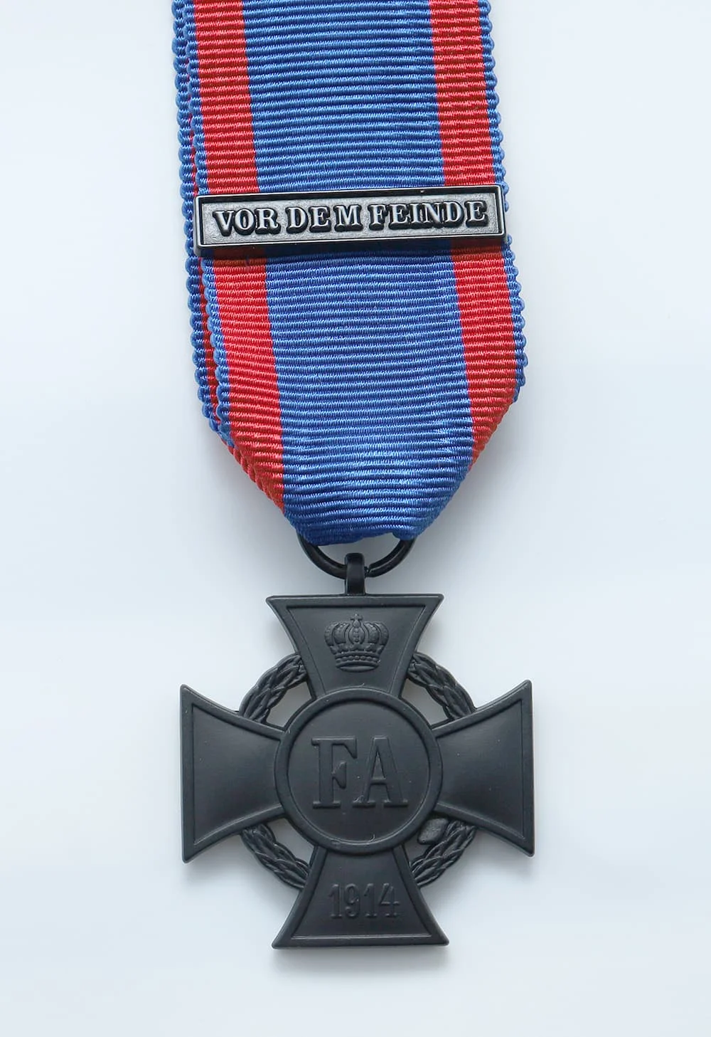 Friedrich-August Cross 2-го класса с передней застежкой-истребителем
Friedrich-August Cross 2-го класса с передней застежкой-истребителем
