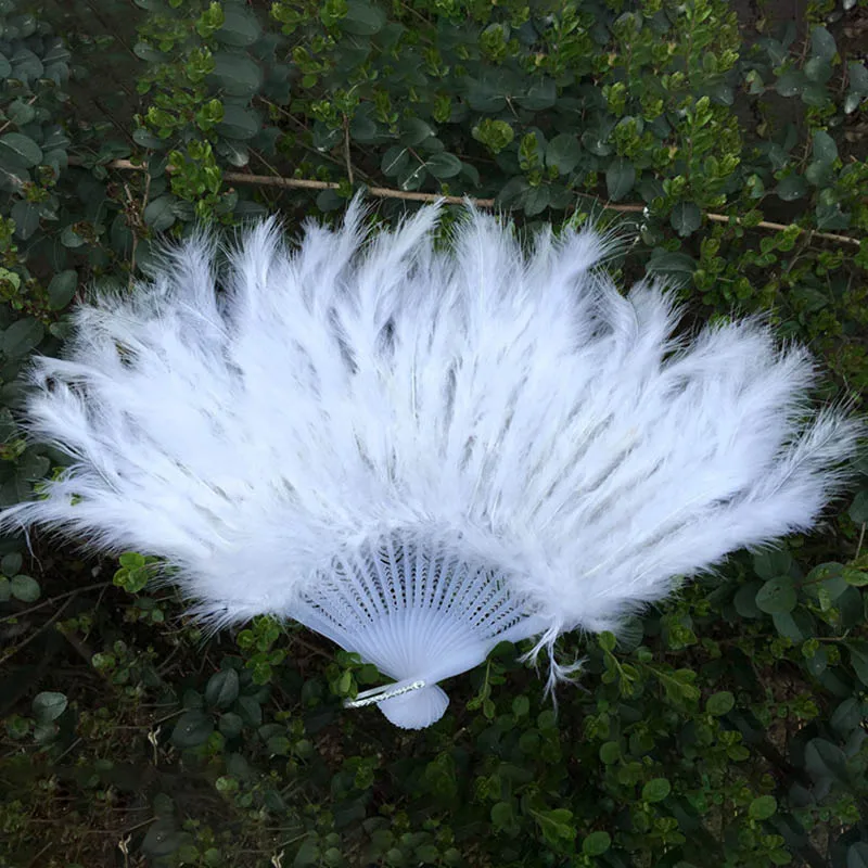 Folding Beautiful Soft Feather Fans White Hand Fan Plastic Costume Dance Props Wedding Party Accessories
Folding Beautiful Soft Feather Fans White Hand Fan Plastic Costume Dance Props Wedding Party Accessories