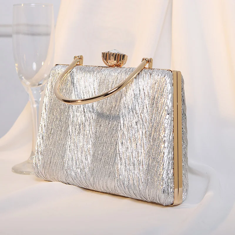European And American New Handheld Dinner Bag Pleated Banquet Bag Dress Women's Small Square Bag Fashion Handheld Bag For Women
European And American New Handheld Dinner Bag Pleated Banquet Bag Dress Women's Small Square Bag Fashion Handheld Bag For Women