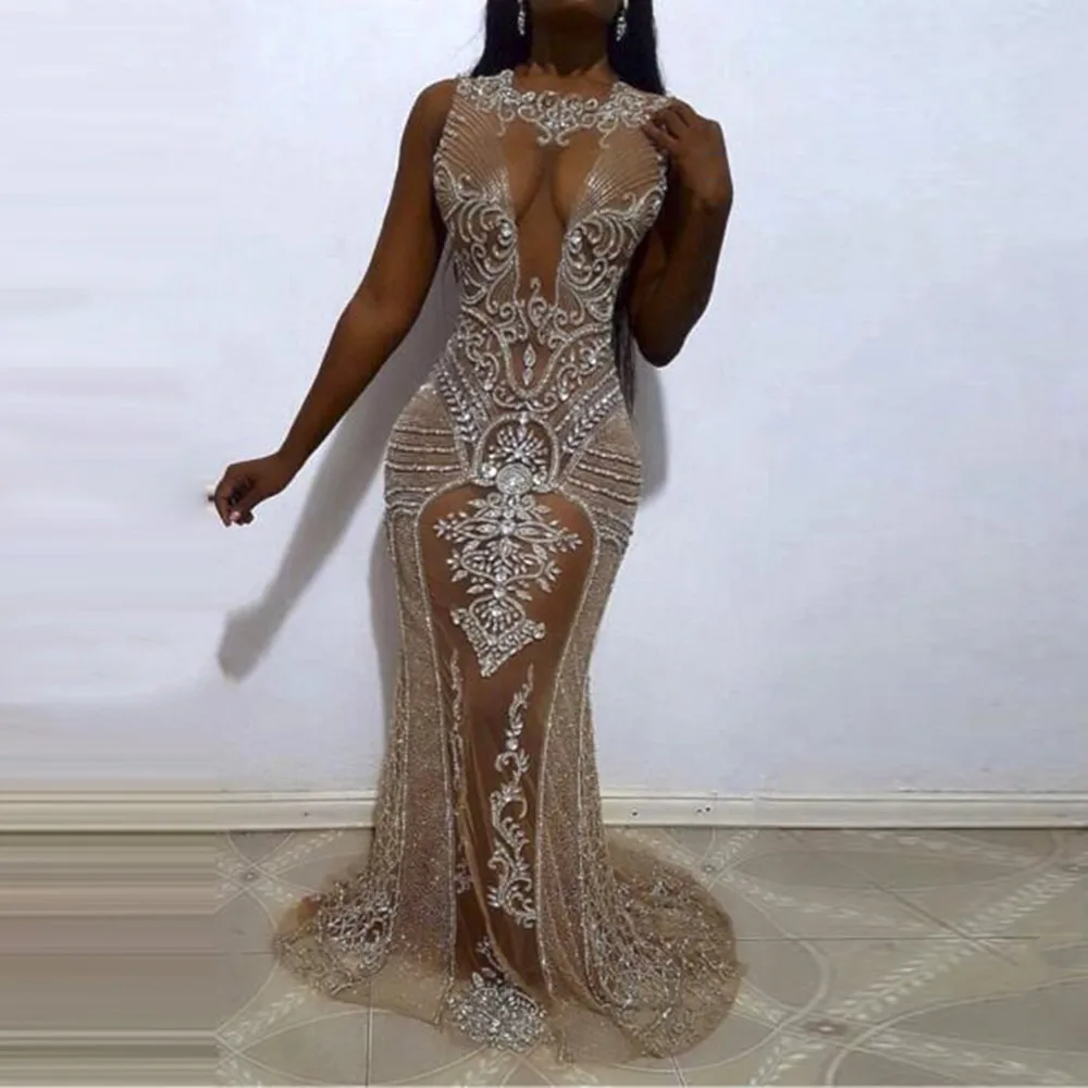 Luxury Crystal Beaded Mermaid Prom Dresses For Black Girls Sexy See Through African Party Evening Gowns Robe de soiree
Luxury Crystal Beaded Mermaid Prom Dresses For Black Girls Sexy See Through African Party Evening Gowns Robe de soiree