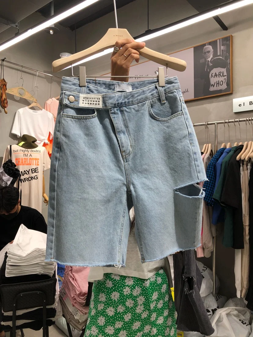 Women's Denim Shorts Summer Fashion Vintage Black High Waist Hole Jeans Shorts Oversize Casual Slim Blue Straight Pantalones
Women's Denim Shorts Summer Fashion Vintage Black High Waist Hole Jeans Shorts Oversize Casual Slim Blue Straight Pantalones