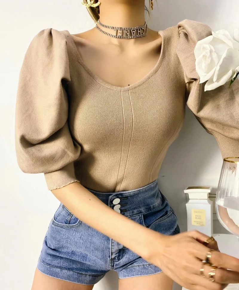 Luxury Style Vintage Female Solid Sweaters Retro New Knitted Tops 2023 Summer Korean Puff Sleeve Kahaki Knitted Pullovers Womens
Luxury Style Vintage Female Solid Sweaters Retro New Knitted Tops 2023 Summer Korean Puff Sleeve Kahaki Knitted Pullovers Womens