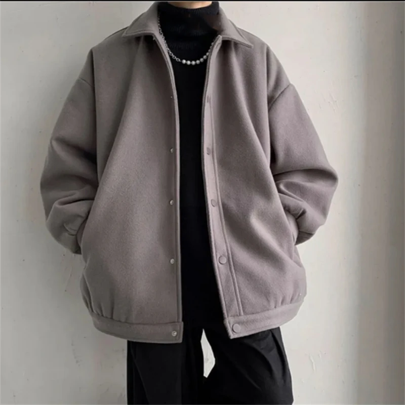 Woolen Coats Men Casual Korean Streetwear Thicken Outerwear Turn-down Collar Jackets Single-breasted Wild Loose Coats 2022 New
Woolen Coats Men Casual Korean Streetwear Thicken Outerwear Turn-down Collar Jackets Single-breasted Wild Loose Coats 2022 New