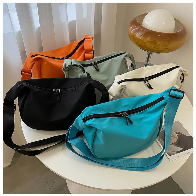 Pure Color Crossbody canvas high quality blue Bag For Girls Light Casual Oxford Messenger Leisure Simple white handbag women
Pure Color Crossbody canvas high quality blue Bag For Girls Light Casual Oxford Messenger Leisure Simple white handbag women