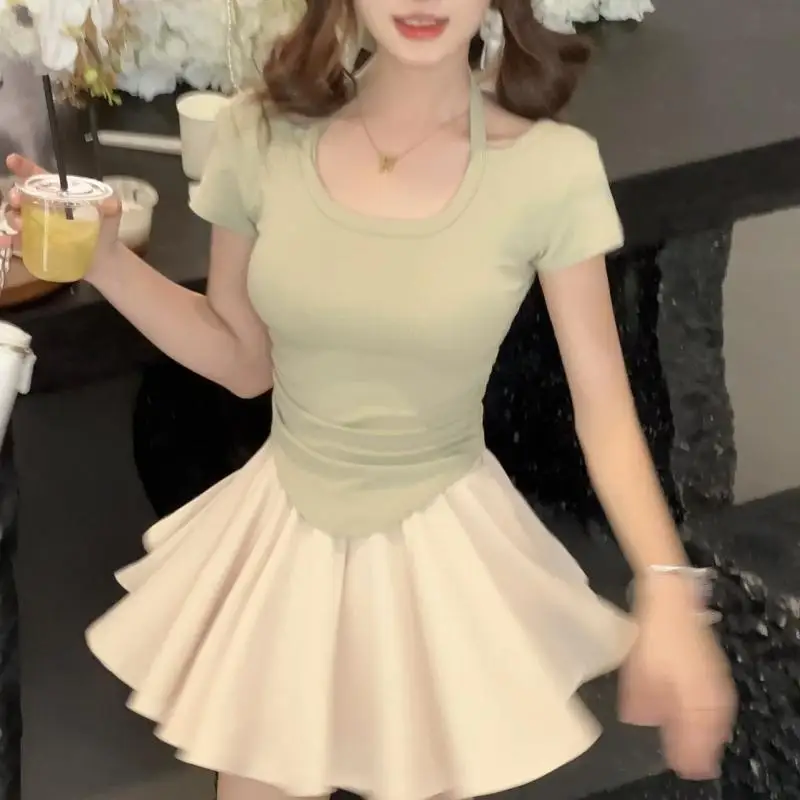 Летняя допаминовая одежда Pure Desire Spice Girl, тонкая футболка с коротким рукавом и вырезом-лодочкой, Женский комплект с юбкой в балетном стиле, полный комплект
Летняя допаминовая одежда Pure Desire Spice Girl, тонкая футболка с коротким рукавом и вырезом-лодочкой, Женский комплект с юбкой в балетном стиле, полный комплект