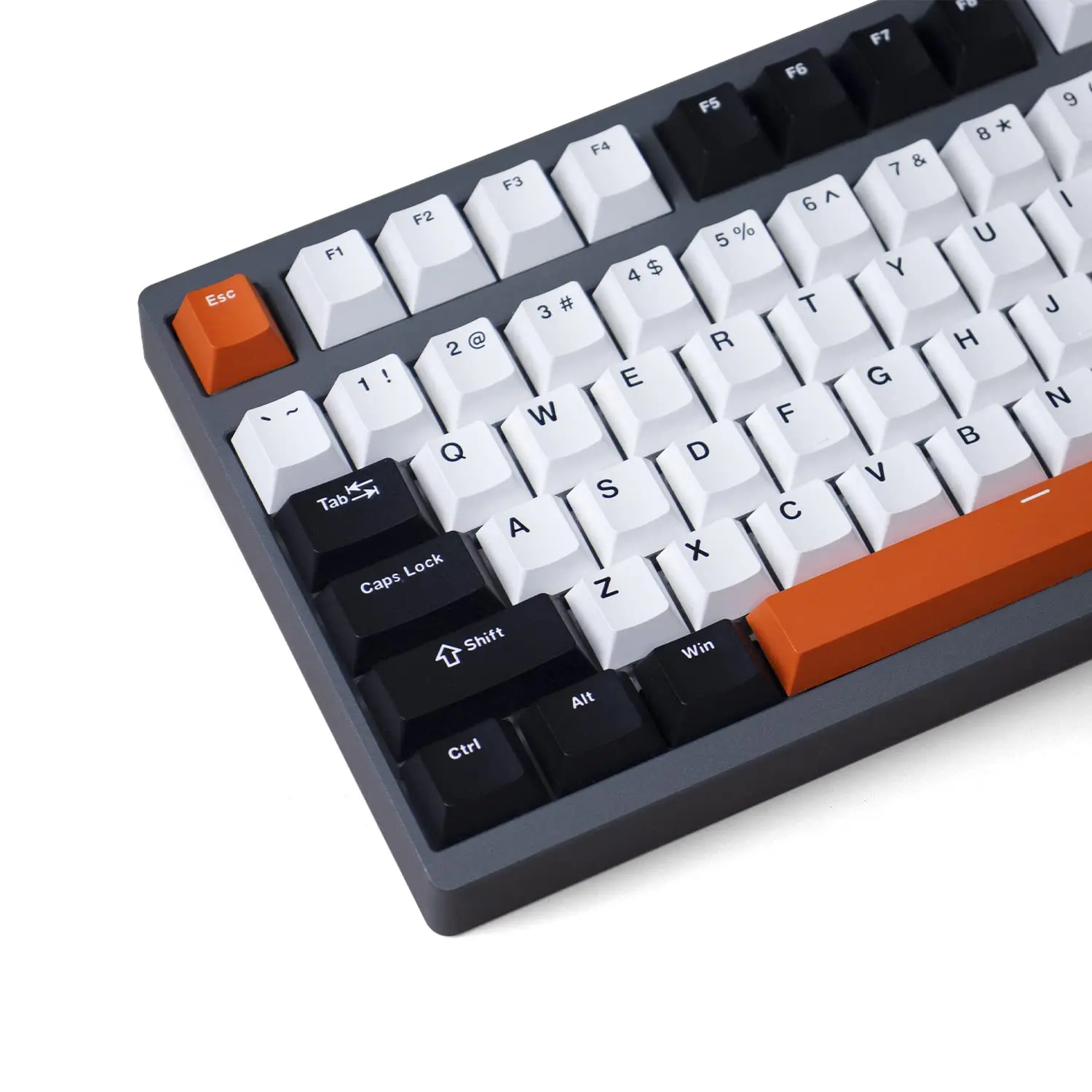 Механическая клавиатура для геймеров Cherry MX GK61 Anne Pro 2 Gateron, 131 клавиши, белый, черный
Механическая клавиатура для геймеров Cherry MX GK61 Anne Pro 2 Gateron, 131 клавиши, белый, черный