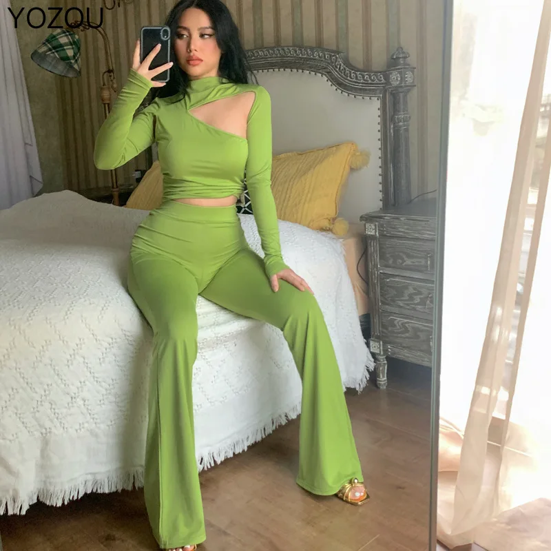 YOZOU 2022 Spring 2 Pieces Set Matching Sets Outfit Green Black Long Sleeve Crop Top Hollow Out High Waist Flare Pants Slim
YOZOU 2022 Spring 2 Pieces Set Matching Sets Outfit Green Black Long Sleeve Crop Top Hollow Out High Waist Flare Pants Slim