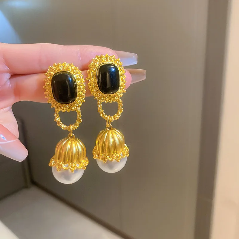 Minar Vintage Simulated Pearl Drop Dangle Earrings for Women Gold Color Copper Geometric Lantern Long Earring Party Jewelry
Minar Vintage Simulated Pearl Drop Dangle Earrings for Women Gold Color Copper Geometric Lantern Long Earring Party Jewelry
