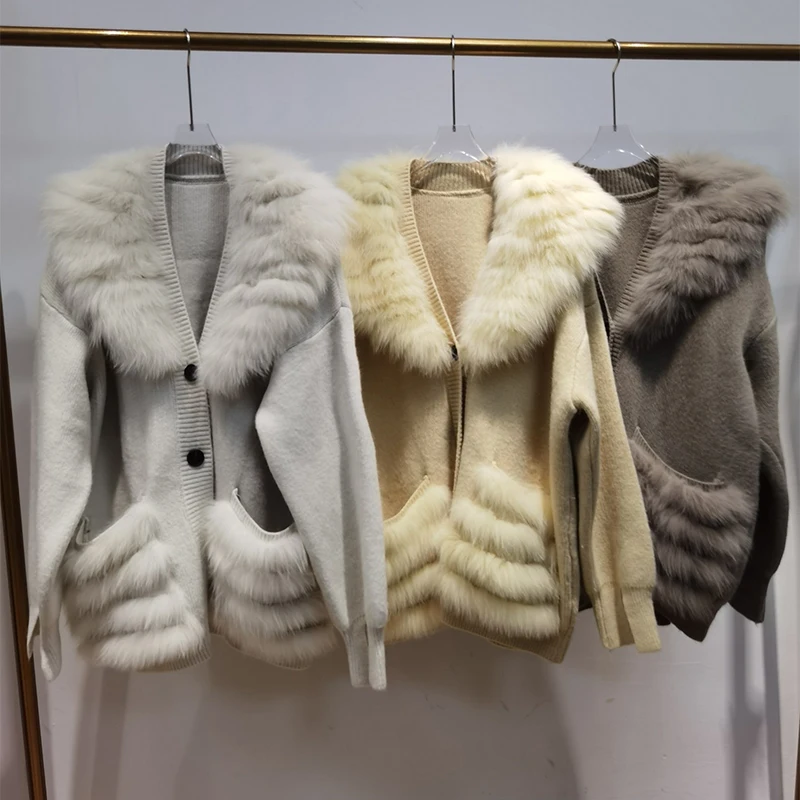 2022 New Women Real Fox Fur Collar And Pocket Patchwork Knitwear Lady's Fashion Autumn Winter Luxury Oversize Sweater Coat
2022 New Women Real Fox Fur Collar And Pocket Patchwork Knitwear Lady's Fashion Autumn Winter Luxury Oversize Sweater Coat