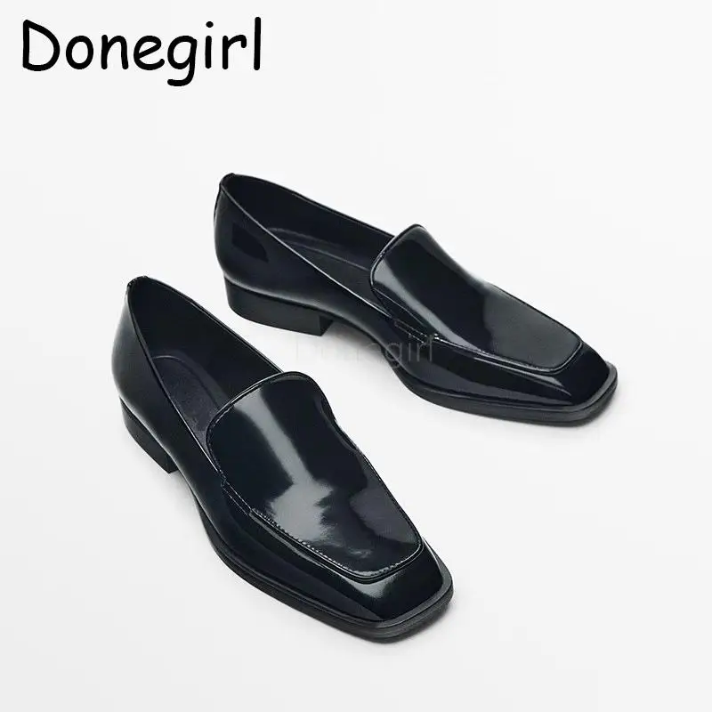 Donegirl 2023 Spring Autumn New Women Leather Square Head Flat Commute Shoes Low Heel Loafers Solid Simple Versatile Shoes Chic
Donegirl 2023 Spring Autumn New Women Leather Square Head Flat Commute Shoes Low Heel Loafers Solid Simple Versatile Shoes Chic