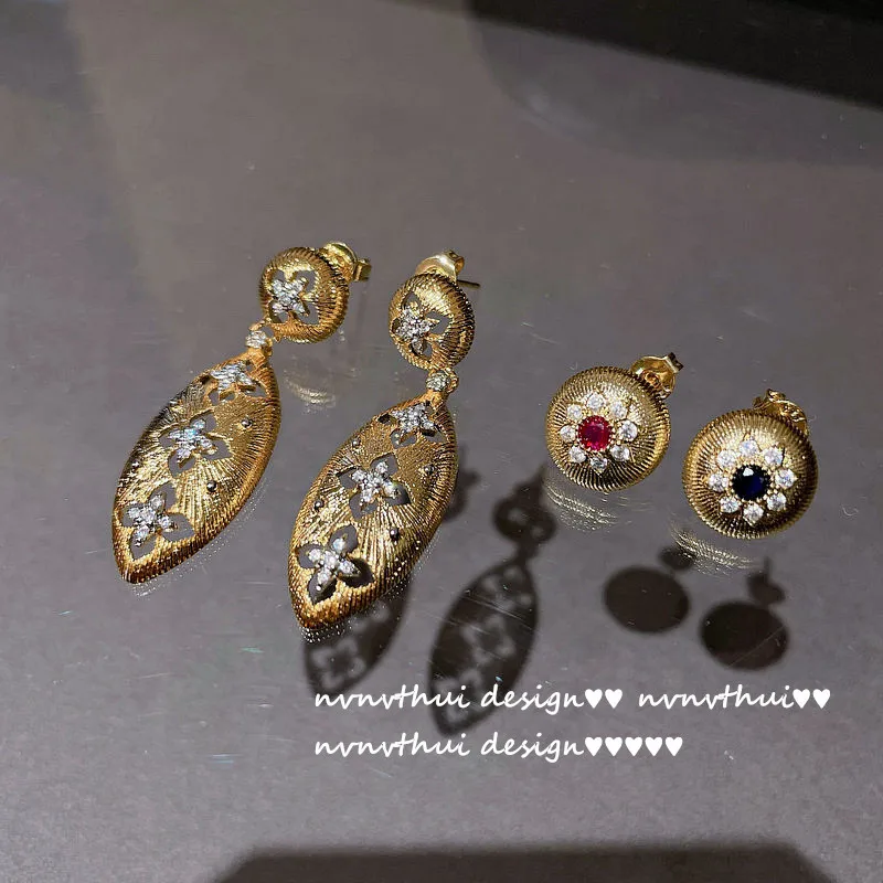 Vintage Boho Ethnic Earrings Hollow Out Fan Shape Geometric Drop Earrings for Women
Vintage Boho Ethnic Earrings Hollow Out Fan Shape Geometric Drop Earrings for Women