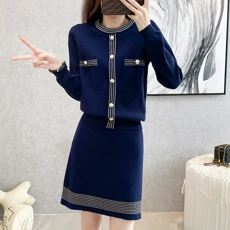 High Quality 2023 Elegant Contrast Color Design Women Dress Female Evening Party Autumn Winter Crop Top Clothes Casual Y2k Robe
High Quality 2023 Elegant Contrast Color Design Women Dress Female Evening Party Autumn Winter Crop Top Clothes Casual Y2k Robe