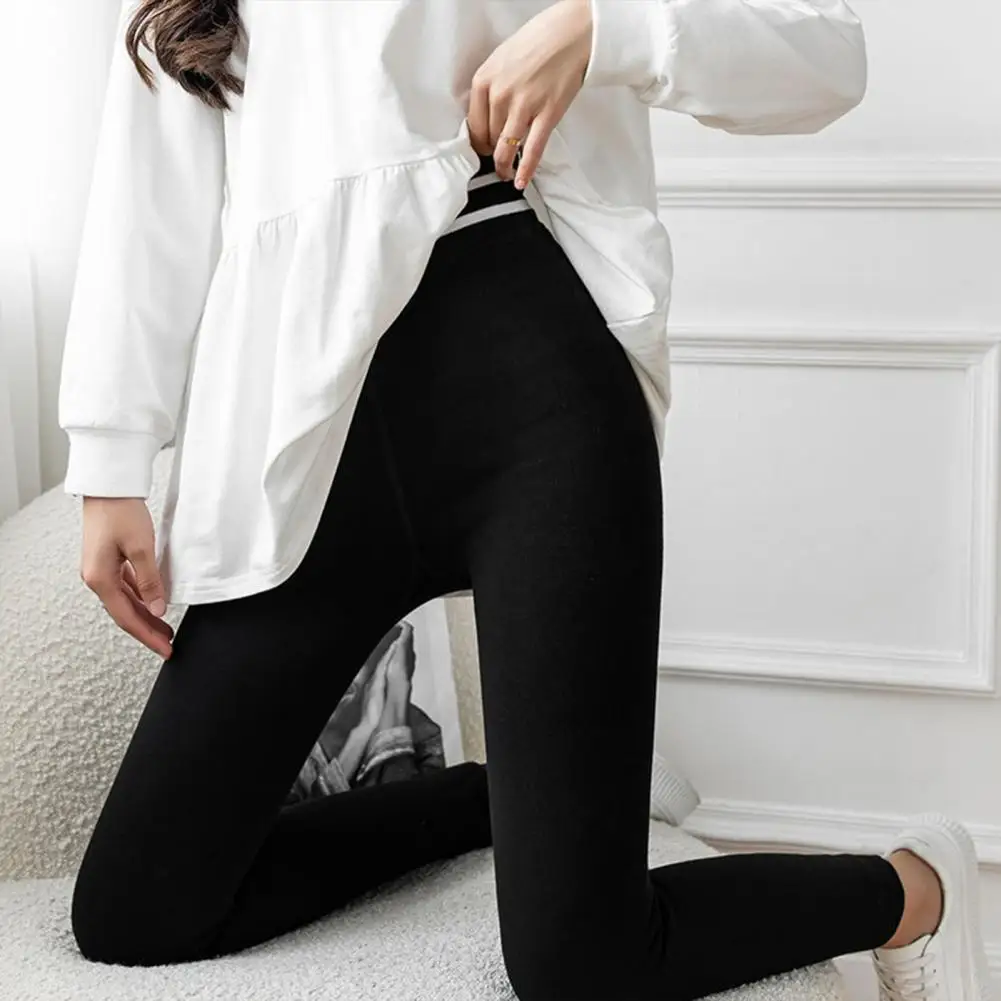 Trendy Women Pants Wide Band Skinny Winter Leggings One Size Slim Fit Winter Pants for Daily Wear
Trendy Women Pants Wide Band Skinny Winter Leggings One Size Slim Fit Winter Pants for Daily Wear