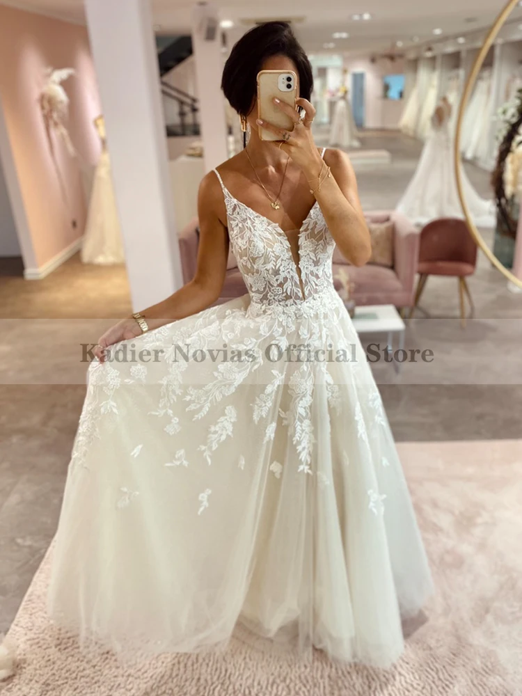KADIER NOVIAS Robe De Mariee Off White Boho Vintage Chic Lace Wedding Dresses 2023 for Women Sheer Bridal Gown Vestidos De Novia
KADIER NOVIAS Robe De Mariee Off White Boho Vintage Chic Lace Wedding Dresses 2023 for Women Sheer Bridal Gown Vestidos De Novia