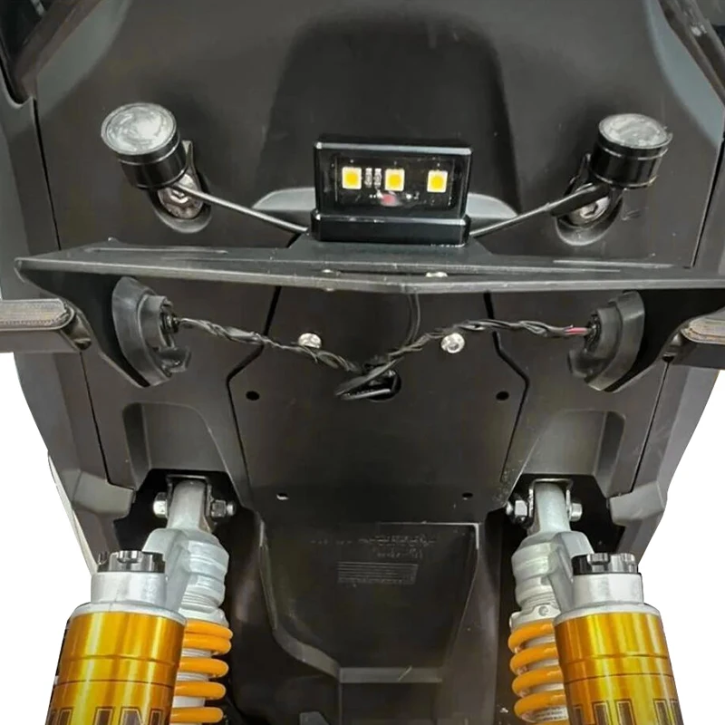 Мотоцикл ADV160, рамка номерного знака, держатель, кронштейн, хвостовое аккуратное крыло, светодиодный светильник для Honda ADV 160 2022 2023 2024 2025
Мотоцикл ADV160, рамка номерного знака, держатель, кронштейн, хвостовое аккуратное крыло, светодиодный светильник для Honda ADV 160 2022 2023 2024 2025