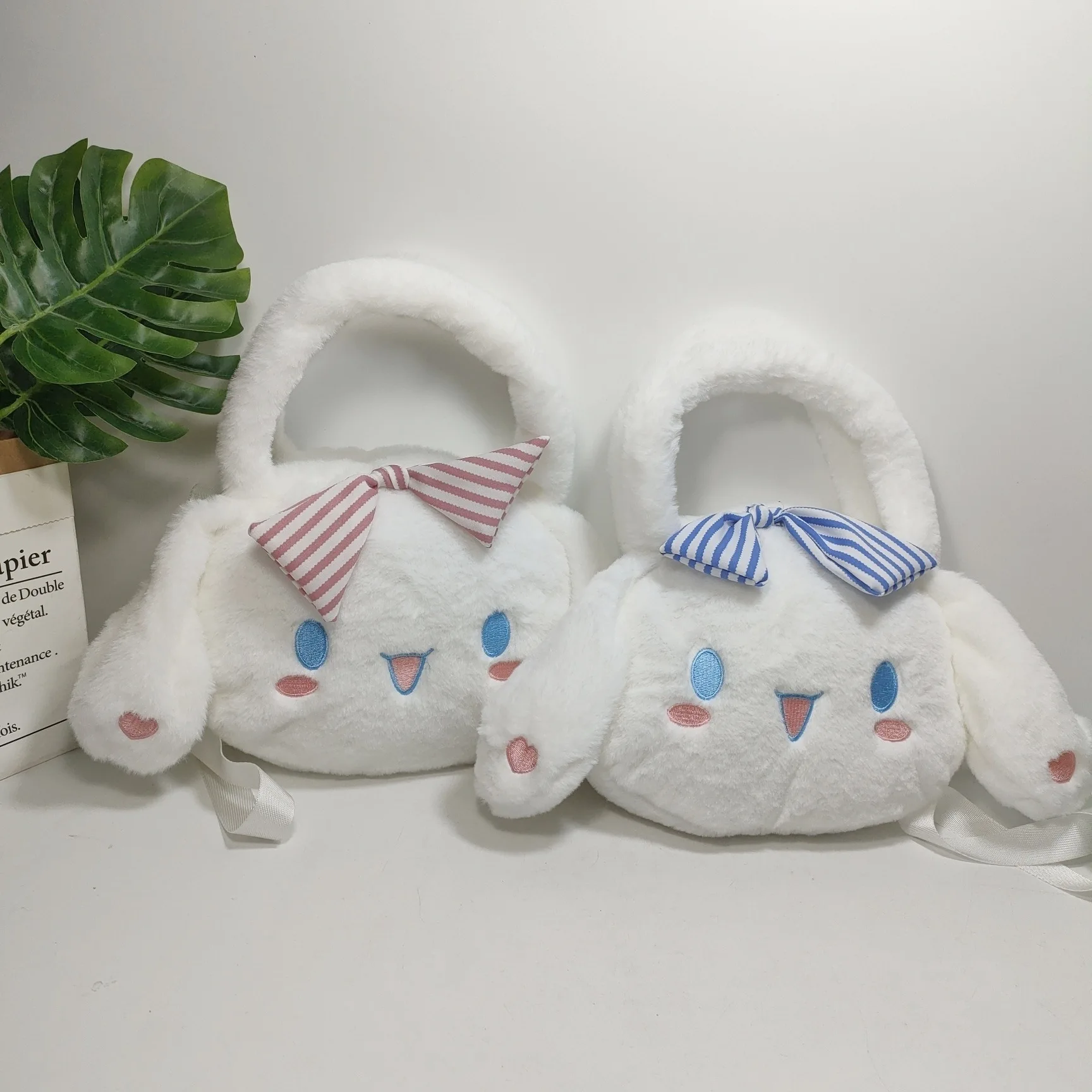 In Stock Cinnamoroll Plush Shoulder Messenger Bag Small White Dog Handbag Large Capacity Girl Snack Bag
In Stock Cinnamoroll Plush Shoulder Messenger Bag Small White Dog Handbag Large Capacity Girl Snack Bag