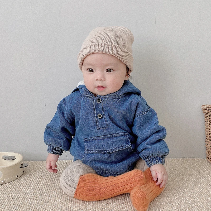 2020 baby winter clothes infant baby denim fleece-lined long-sleeved cotton knitted unisex baby denim romper 
2020 baby winter clothes infant baby denim fleece-lined long-sleeved cotton knitted unisex baby denim romper