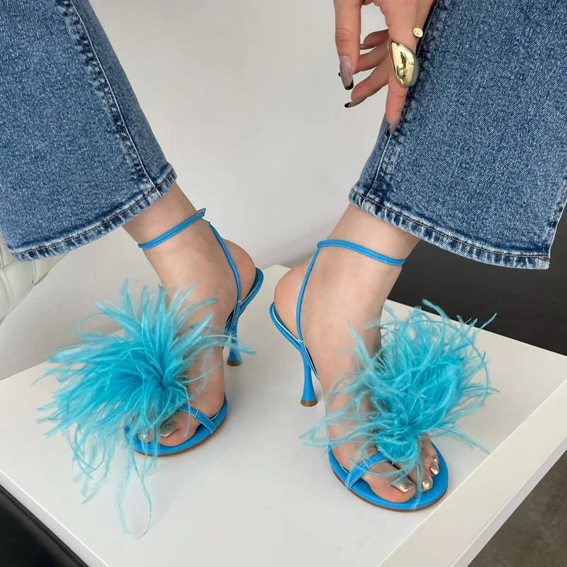 2022 Summer New Fashion Hairy High-heeled Women's Sandals Thin Heels Leather Flip-Flops With Shallow Mouth Roman Shoes
2022 Summer New Fashion Hairy High-heeled Women's Sandals Thin Heels Leather Flip-Flops With Shallow Mouth Roman Shoes
