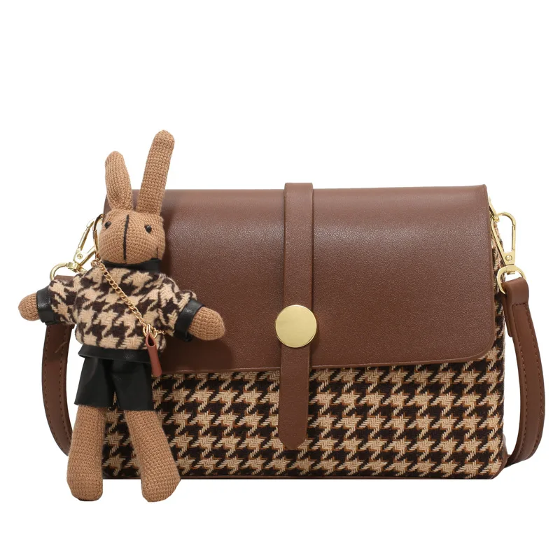 Women’s Bags Retro Knitting Crossbody Bags Trend Luxury Designer Handbags Female Totes Shoulder Women Clutch Bag Free Shipping
Women’s Bags Retro Knitting Crossbody Bags Trend Luxury Designer Handbags Female Totes Shoulder Women Clutch Bag Free Shipping