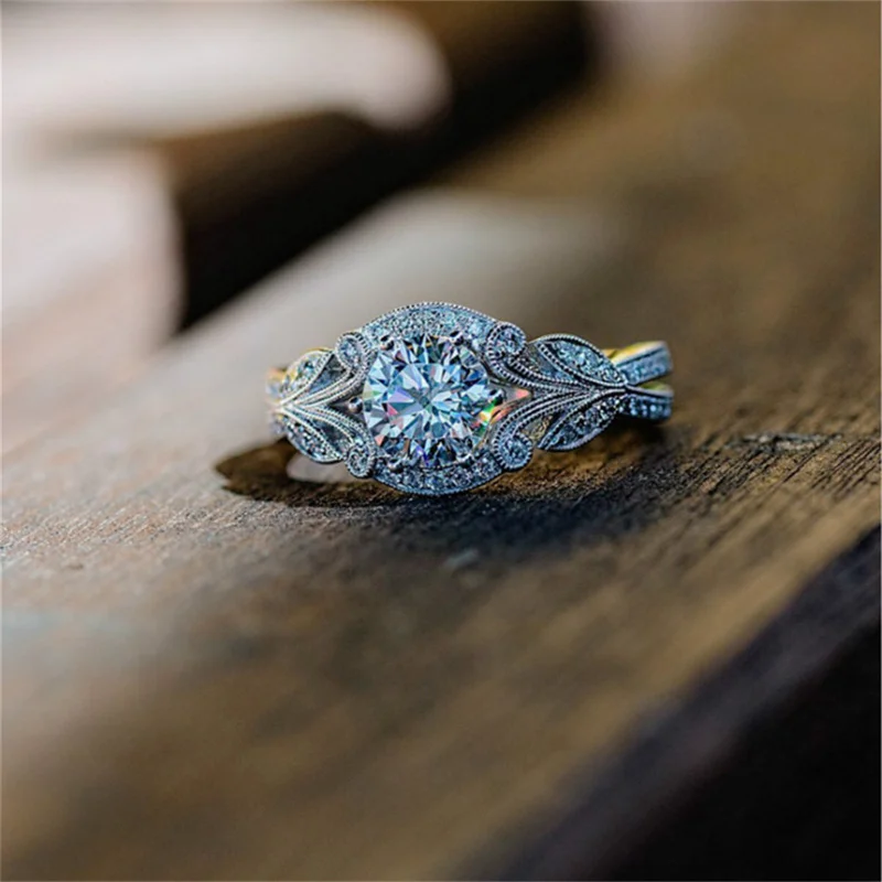 Elegant Delicate Silver Colors Rings for Women Leaf Cattle Trendy Metal Inlaid White Stone Wedding Engagement Jewelry
Elegant Delicate Silver Colors Rings for Women Leaf Cattle Trendy Metal Inlaid White Stone Wedding Engagement Jewelry