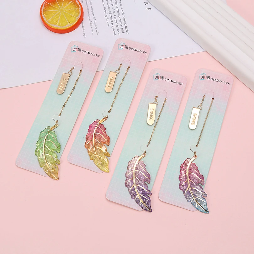 Random Color Bookmark Marque Page Material Escolar Leaves Metal Book Mark Marcapaginas De Libros Book Accessories Bookmark
Random Color Bookmark Marque Page Material Escolar Leaves Metal Book Mark Marcapaginas De Libros Book Accessories Bookmark
