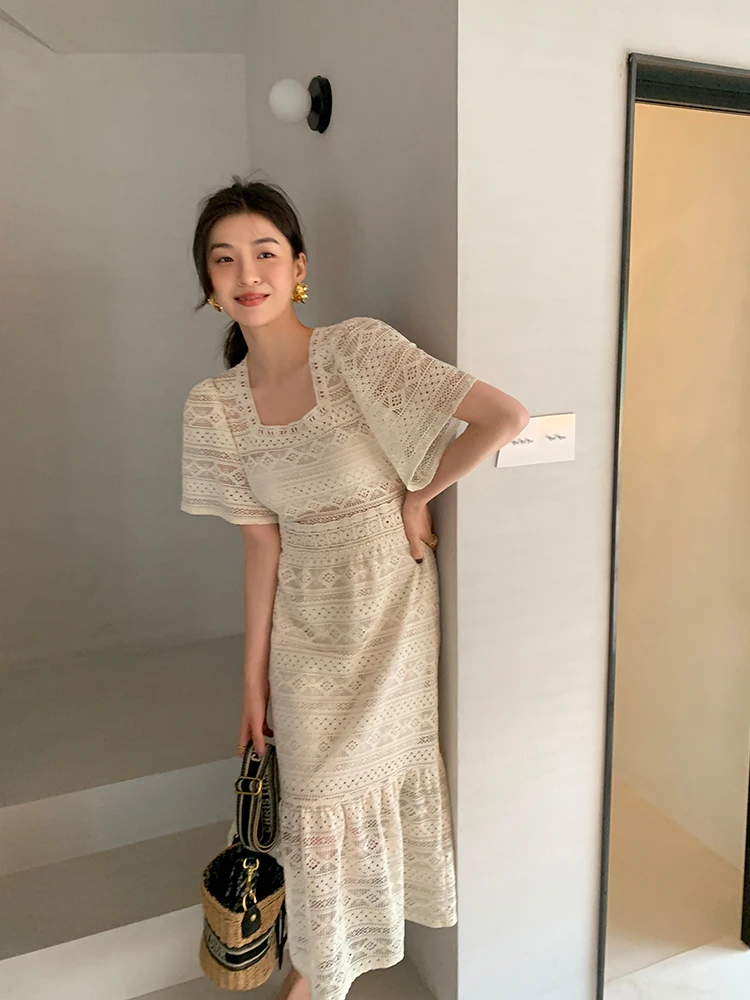 Lace Floral Printed Fashion Chic Satin Vintage Woman Bodycon Dress Square Collar Short Sleeve Hollow Out Vestido De Mujer
Lace Floral Printed Fashion Chic Satin Vintage Woman Bodycon Dress Square Collar Short Sleeve Hollow Out Vestido De Mujer