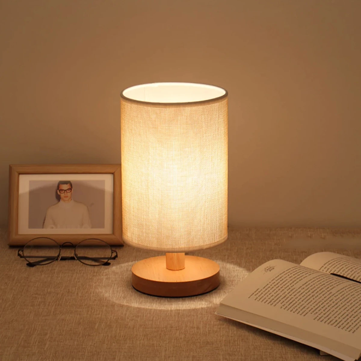 Modern Nordic Wood Table Lamp Night Light For Bedroom Illumination Warm White Light Gift With Cylinder Shade Lamps for Bedroom
Modern Nordic Wood Table Lamp Night Light For Bedroom Illumination Warm White Light Gift With Cylinder Shade Lamps for Bedroom