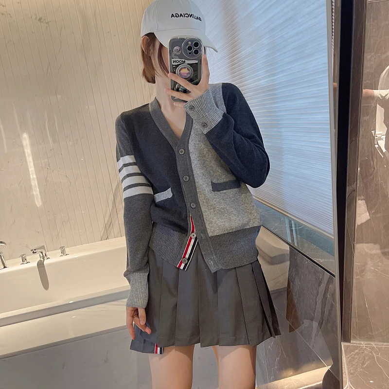 TB College Style Color-block Cardigan Women's Thom Four-bar Loose Versatile Wool V-neck Knit Top Long-sleeved Jacket
TB College Style Color-block Cardigan Women's Thom Four-bar Loose Versatile Wool V-neck Knit Top Long-sleeved Jacket