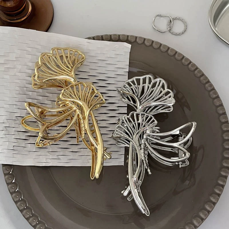 2023 New Fashion Metal Geometric Hair Claw Clip Trendy Hair Clips Hair Clamps Hairpins Party Hair Accessories For Women Headwear
2023 New Fashion Metal Geometric Hair Claw Clip Trendy Hair Clips Hair Clamps Hairpins Party Hair Accessories For Women Headwear