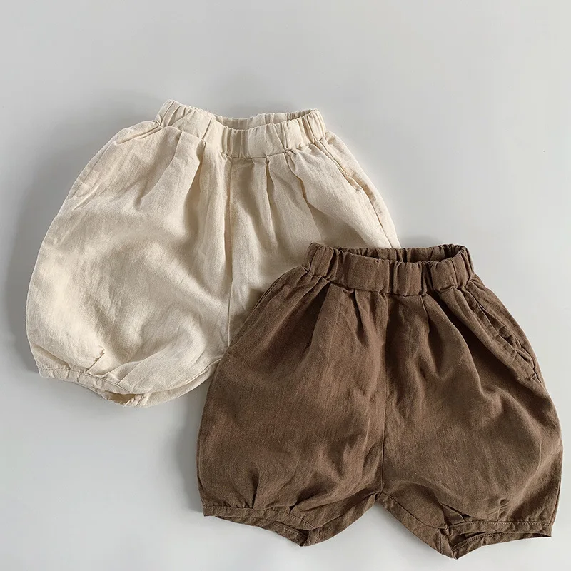 Cotton Hemp Korean Children's Clothing Short Summer Solid Color Casual Pants for Boys and Girls Quarter Pants Lantern Trousers
Cotton Hemp Korean Children's Clothing Short Summer Solid Color Casual Pants for Boys and Girls Quarter Pants Lantern Trousers