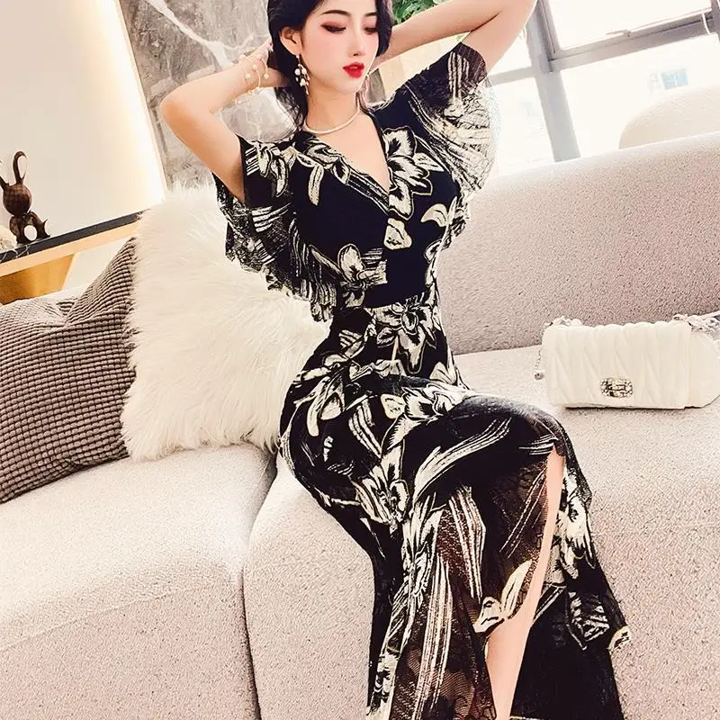 Goddess V-neck Ruffle Print Dress Female Summer 2023 Fashion New Women Slim Dress Casual Short Sleeve Dress Female Tops
Goddess V-neck Ruffle Print Dress Female Summer 2023 Fashion New Women Slim Dress Casual Short Sleeve Dress Female Tops