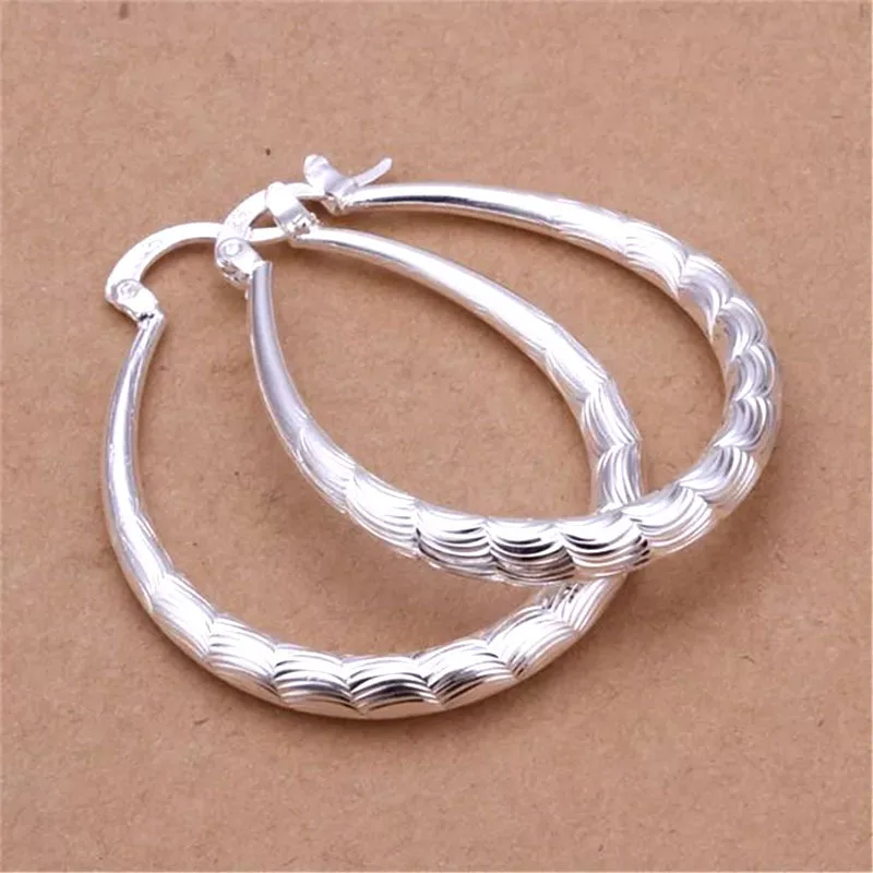 Hot New Large Hoop Earrings Exaggerated Silver Plated Fashion Wholesale Popular Female Earrings Jewelry Accessory
Hot New Large Hoop Earrings Exaggerated Silver Plated Fashion Wholesale Popular Female Earrings Jewelry Accessory