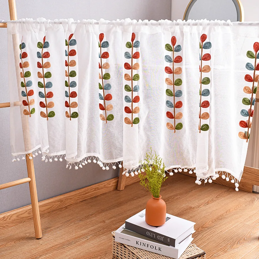 1 PCS Rod Pocket Short Curtain Voile for Kitchen Door Corridor Blue Leaves Embroidered Bottom White Pom Pom Half-Curtain AD309H
1 PCS Rod Pocket Short Curtain Voile for Kitchen Door Corridor Blue Leaves Embroidered Bottom White Pom Pom Half-Curtain AD309H