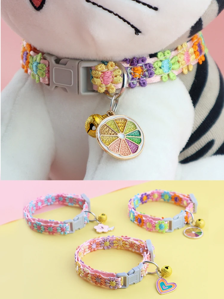 Rainbow Colored Cat Collar Bell Kitten Puppy Adjustable Button Colored Lace Flower Kitten Collar Necklace Pet Accessories
Rainbow Colored Cat Collar Bell Kitten Puppy Adjustable Button Colored Lace Flower Kitten Collar Necklace Pet Accessories