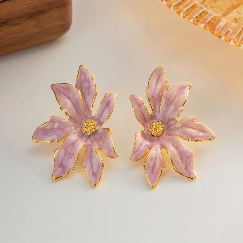 Minar Temperament Pink Color Enamel Flower Drop Dangle Earrings for Women 18K Real Gold Plated Brass Large Earring Party Jewelry
Minar Temperament Pink Color Enamel Flower Drop Dangle Earrings for Women 18K Real Gold Plated Brass Large Earring Party Jewelry