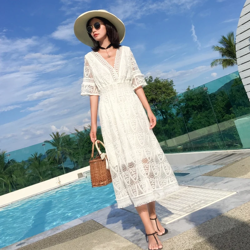New 2022 Summer Sexy Elegant Boho Womens Maxi Dress Loose Embroidery White Lace Long Tunic Beach Dress Vacation Holiday Clothes
New 2022 Summer Sexy Elegant Boho Womens Maxi Dress Loose Embroidery White Lace Long Tunic Beach Dress Vacation Holiday Clothes