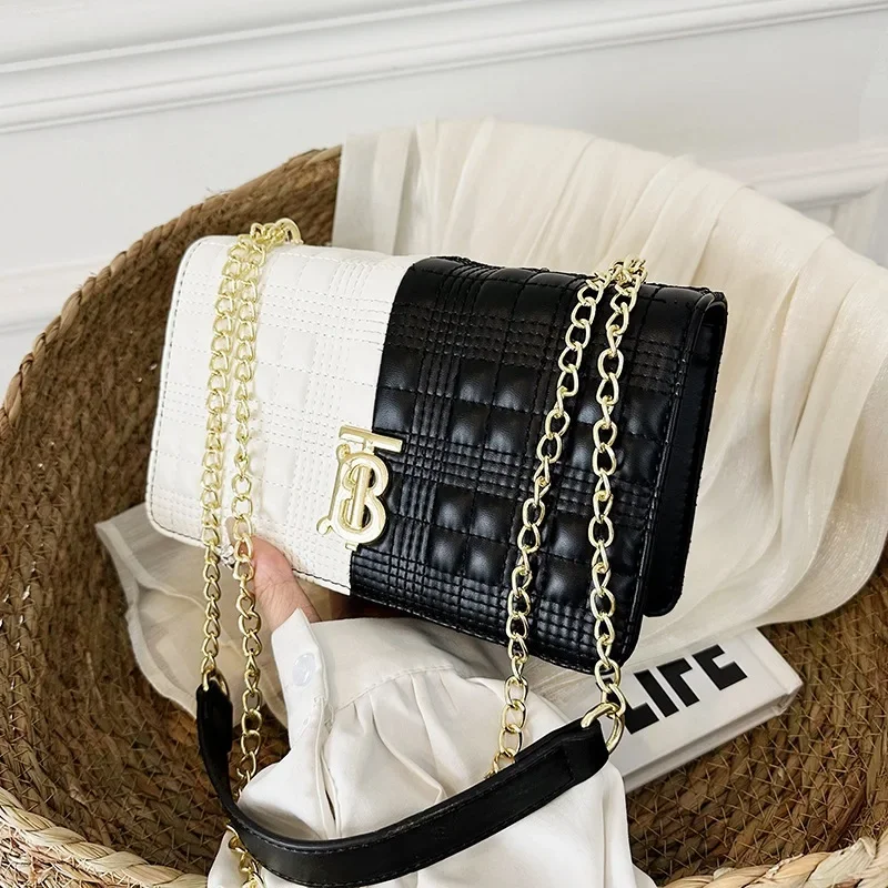 Brand BURB 2023 New Women's Chain Bag Trendy Embroidered Thread Contrast Single Shoulder Oblique Straddle Luxury Designer Bags
Brand BURB 2023 New Women's Chain Bag Trendy Embroidered Thread Contrast Single Shoulder Oblique Straddle Luxury Designer Bags