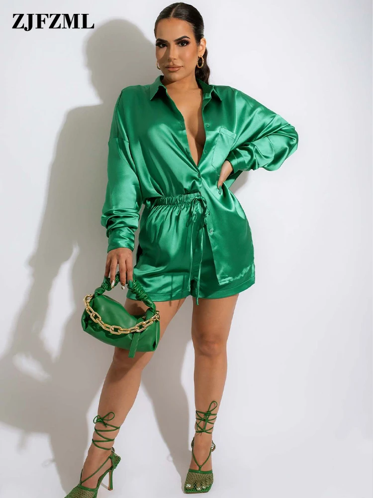 Casual Women's Short Sets 2 Piece Sweatsuits Turn Down Collar Long Sleeve Shirts and Drawstring Waist Shorts Summer Tracksuits
Casual Women's Short Sets 2 Piece Sweatsuits Turn Down Collar Long Sleeve Shirts and Drawstring Waist Shorts Summer Tracksuits