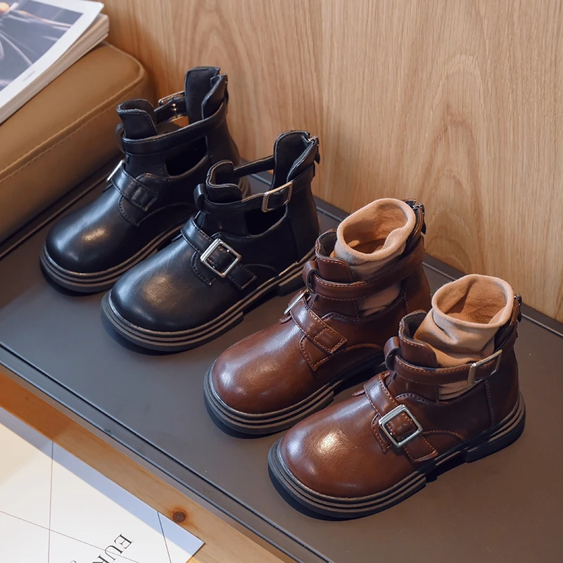 Round-toe Hollow Child Ankle Boots Four Seasons Versatile Casual Baby Girls and Boys Britain Style 2022 Buckle Kids Fashion New
Round-toe Hollow Child Ankle Boots Four Seasons Versatile Casual Baby Girls and Boys Britain Style 2022 Buckle Kids Fashion New