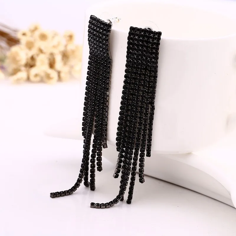 Fashion Luxury New Pink Blue Full Gradient Rhinestone Claw Chain Tassel Long Earrings for Women Girls Drop Earring Party Jewelry
Fashion Luxury New Pink Blue Full Gradient Rhinestone Claw Chain Tassel Long Earrings for Women Girls Drop Earring Party Jewelry