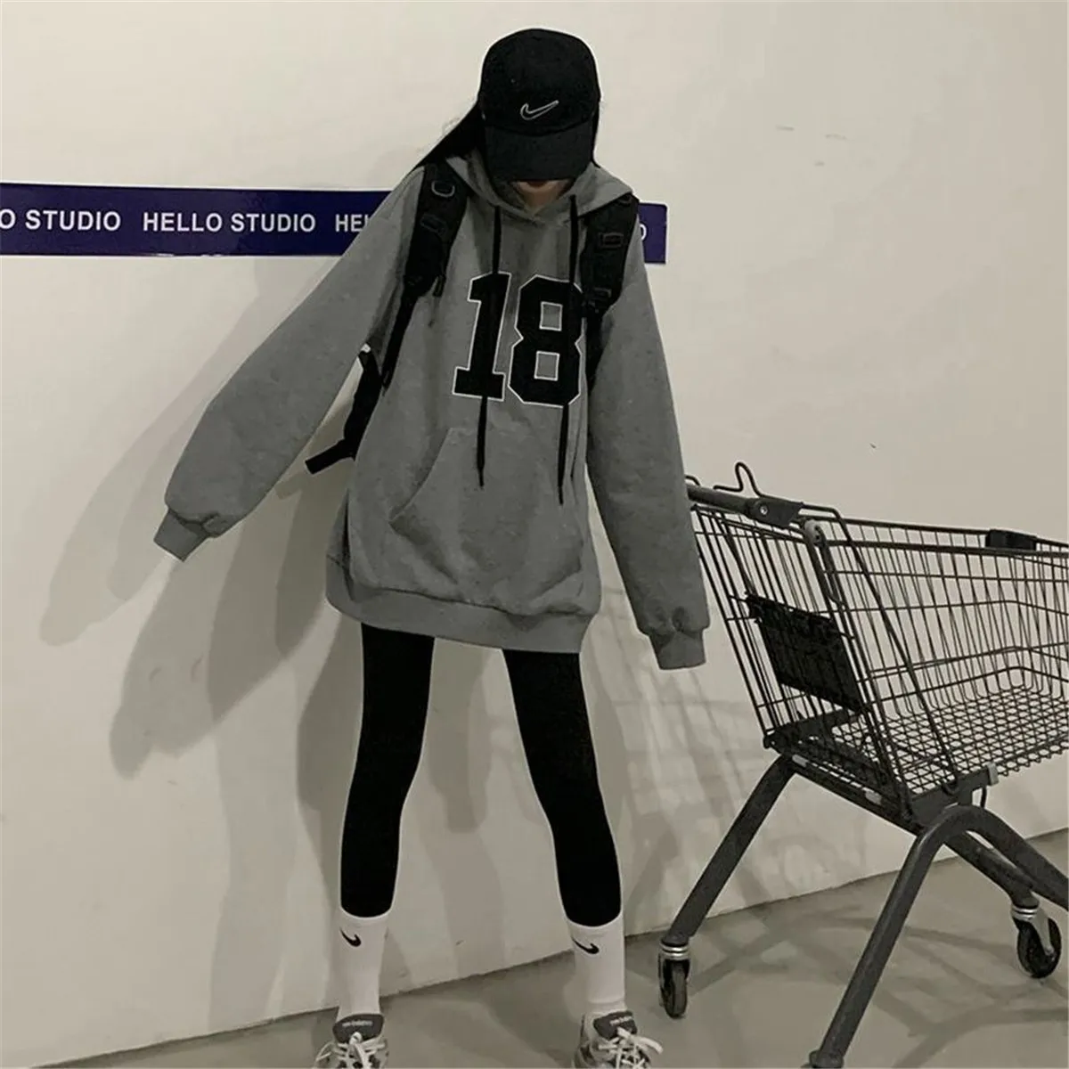 Серые женские толстовки большого размера, женские топы, повседневный Забавный Симпатичный пуловер, Японский Женский свитшот с длинным рука...
Серые женские толстовки большого размера, женские топы, повседневный Забавный Симпатичный пуловер, Японский Женский свитшот с длинным рука...