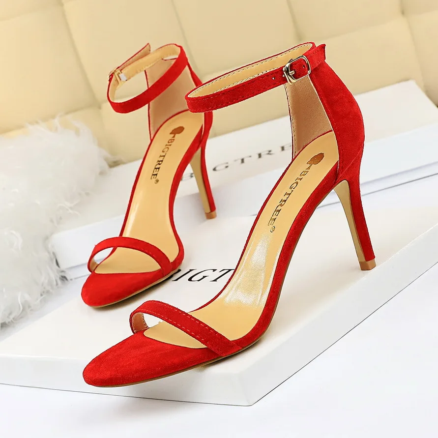 New Women's Ol Professional Suede Peep Toe Band Sexy Nightclub High Heels Sandals
New Women's Ol Professional Suede Peep Toe Band Sexy Nightclub High Heels Sandals