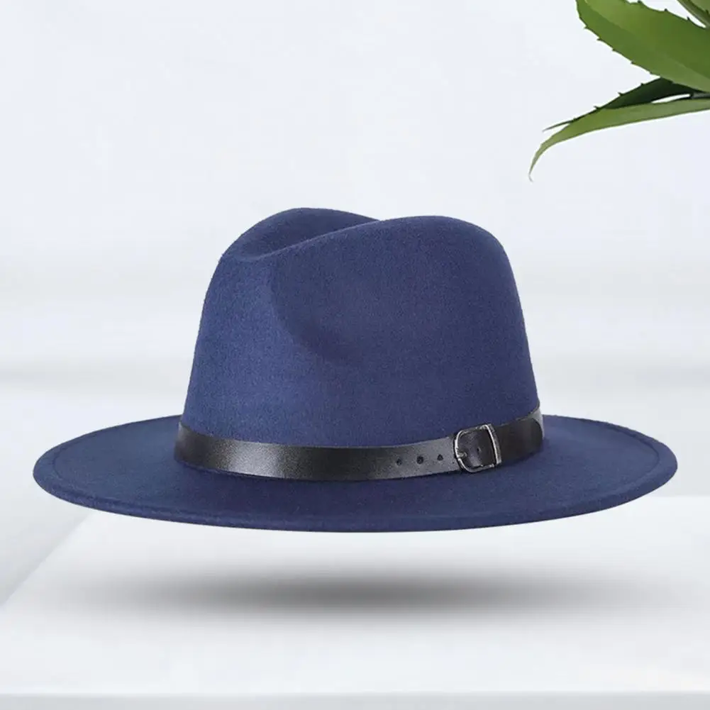 Stylish Trilby Cap Breathable One Size Fedora Hat Solid Color Fedora Hat Streetwear Men Hat
Stylish Trilby Cap Breathable One Size Fedora Hat Solid Color Fedora Hat Streetwear Men Hat